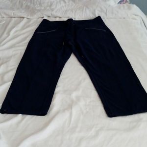 Athleta crop athleisure pants